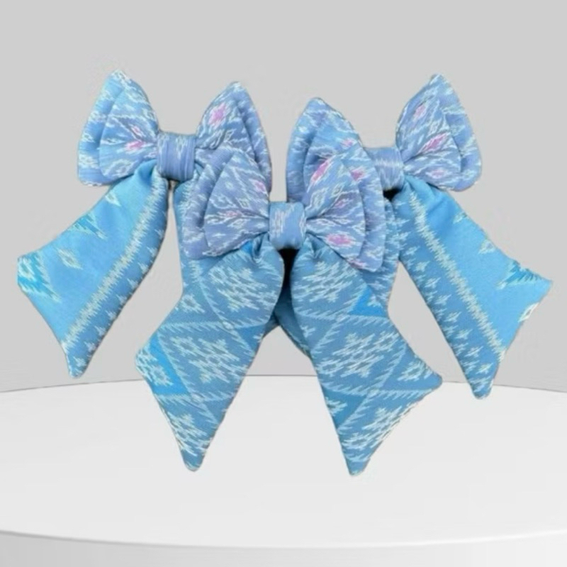 กิ๊บติดผมขนาดใหญ่พิเศษ(โบว์ผ้าทอลายไทย) นักเรียน (ติด”เกสรมุกทุกชิ้นนะคะ) กิ๊บผ้าไทย กิ๊บติดผมผ้าไทย โบว์ลายไทย โบว์ผ้าไ - รูปที่ 2