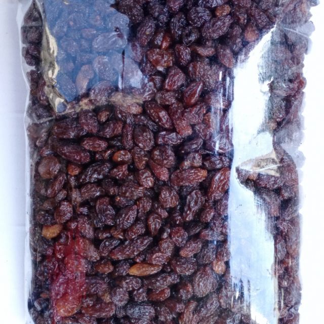 ลูกเกดดำ อย่างดี สด ใหม่ (1กิโลกรัม)