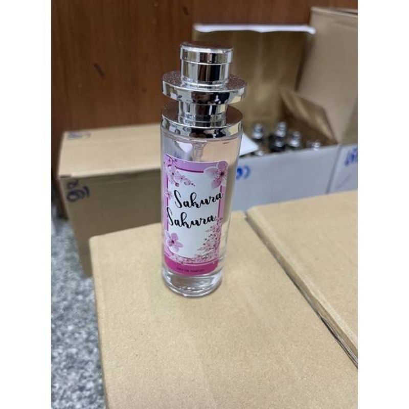 น้ำหอมกลิ่นซากุระ สโนไวท์ 35ml หัวฉีดสเปรย์