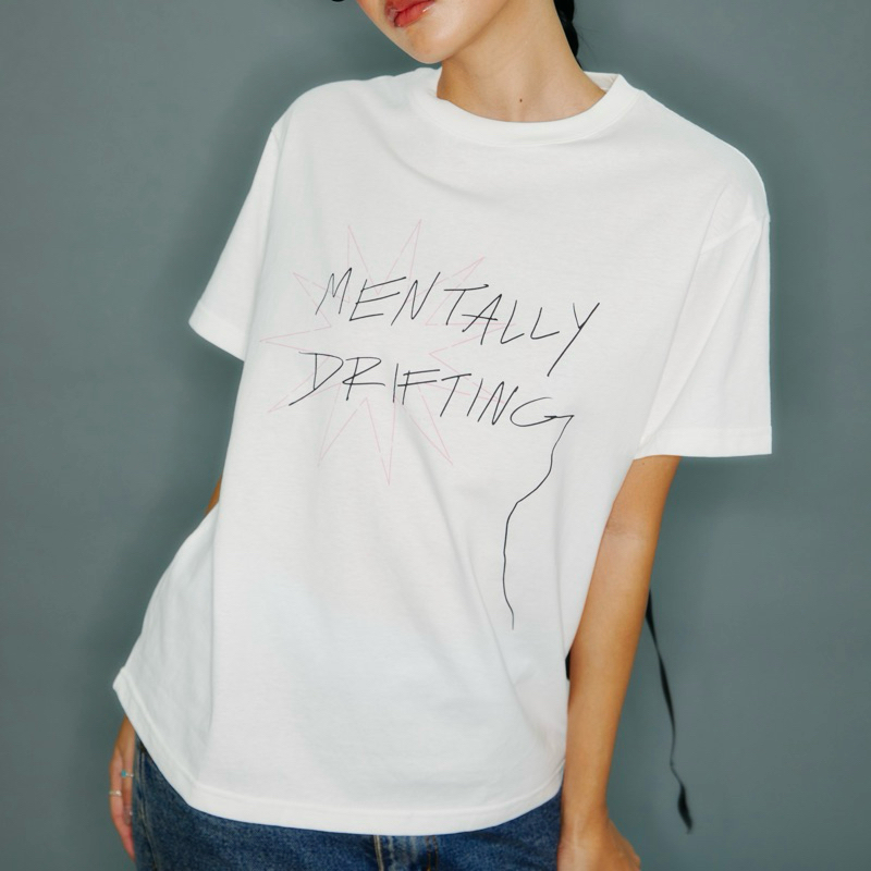 MELT.INMOMENTS Mentally Drifting Tee เสื้อยืด Oversized (โค้ด MELTDEC ลด 125.-)