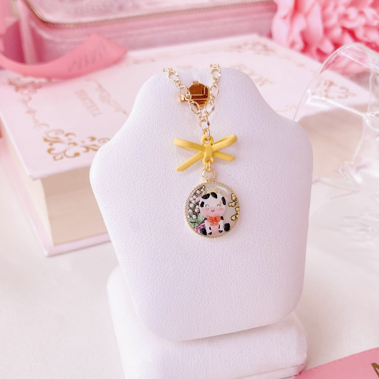 R211 สร้อยคอน้องมอมอโบว์เหลือง 14K 43 - 48 cm  พร้อมกล่องชมพู