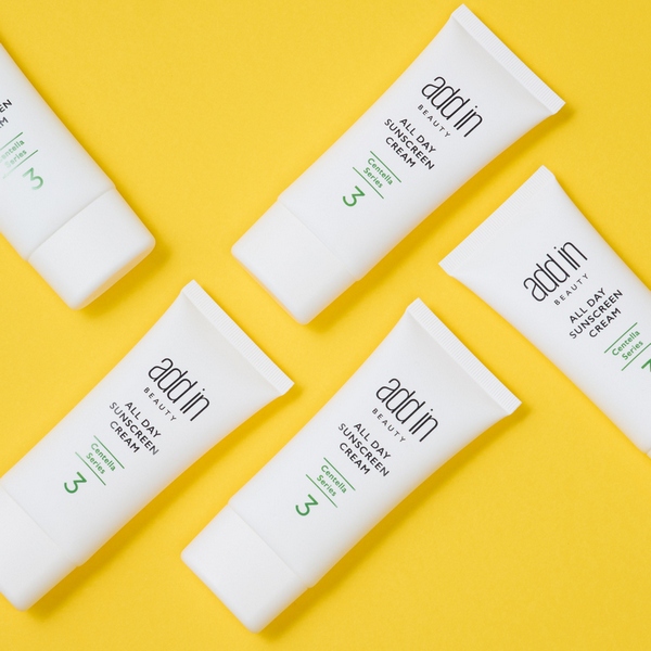 แอด อิน บิวตี้ ครีมกันแดด เซนเทลล่า ซีรี่ส์ SPF50+ PA++++(50ml) เนื้อบางเบา ไม่มัน ไม่เป็นคราบ อ่อนโยนต่อผิว