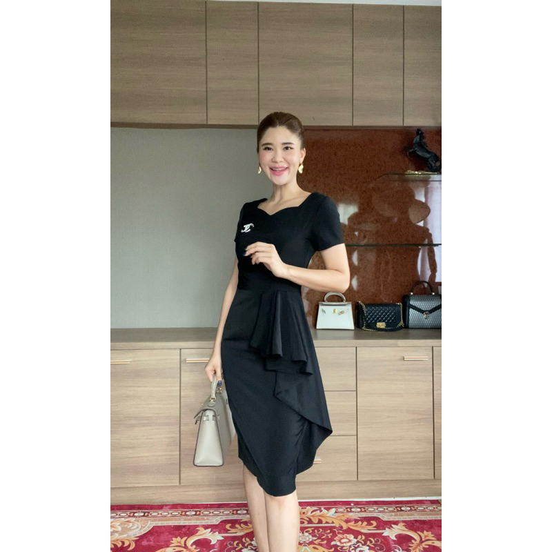 เดรสSuperblack ชุดดำ เดรสสีดำ ชุดไทยจิตรลดา ชุดดำสุภาพ ชุดดำแฟชั่น ชุดผ้าไหมสีดำ