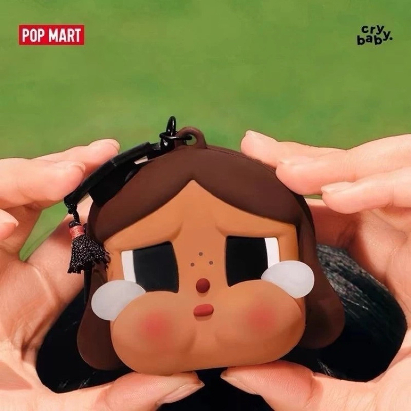 พร้อมส่งจากไทย กทม ของแท้ Popmart crybaby sunset concert พวงกุญแจ caseใส่หูฟัง airpod
