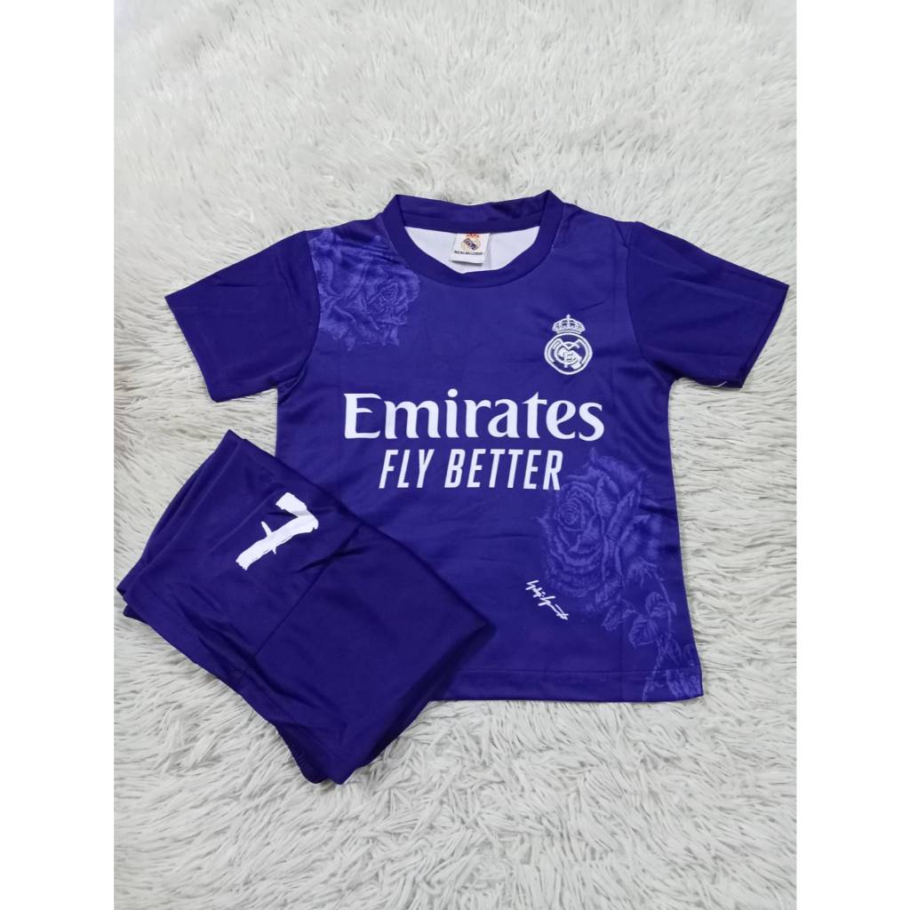 เสื้อกีฬาฟุตบอลเด็ก เรอัลมาดริด เบอร์7ชื่อVINI JR. ปี2024-2025 ป้ายงานปัก เสื้อ+กางเกง