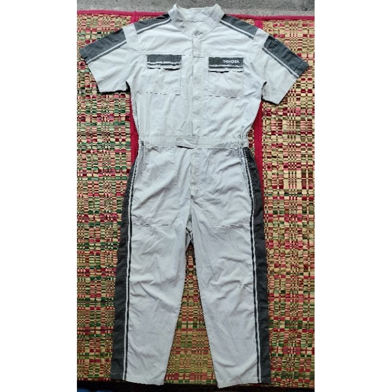 ชุดหมี ชุดช่าง Toyota