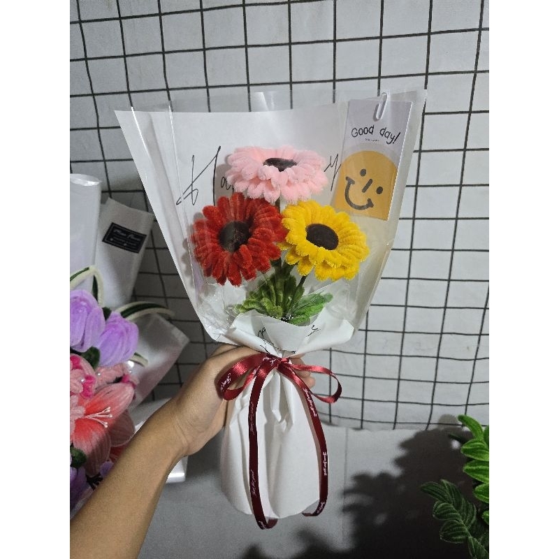 ส่งจากกทม. ช่อดอกเดซี่ 3ดอก ลวดกำมะหยี่ handmade (เลือกโทนสีได้ค่ะ)(ช่อดอกไม้รับปริญญา,ช่อดอกไม้ปัจจิม)