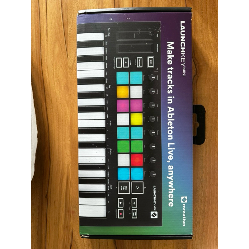 Novation LaunchKey Mini MK3 มือสอง