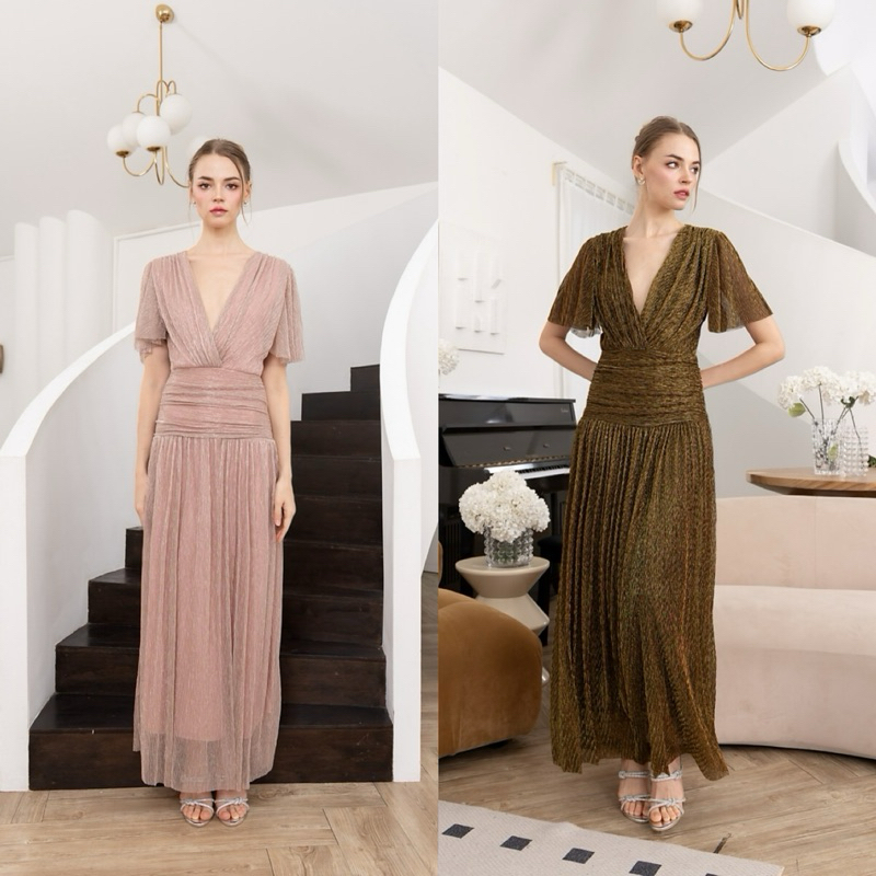 luxe แม็กซี่เดรสเสื้อคอวีป้าย แขนระบาย กระโปรงจับเดรปเข้ารูปตรงสะโพก ต่อชายกระโปรงบาน