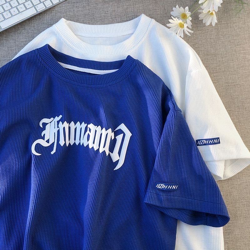 ใหม่ เสื้อยืดลําลอง แขนสั้น คอกลม พิมพ์ลายเกราะยุคกลาง 3D สําหรับผู้ชาย