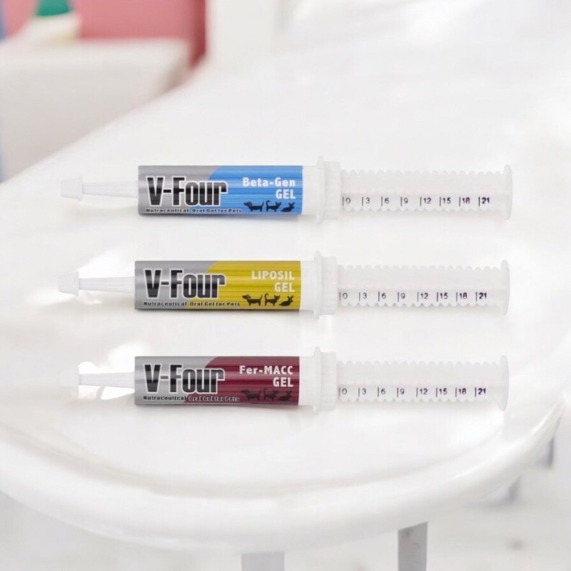 V-Four เจลวิตามินเสริมสุขภาพ สำหรับสุนัขและแมว (มี 3สี)
