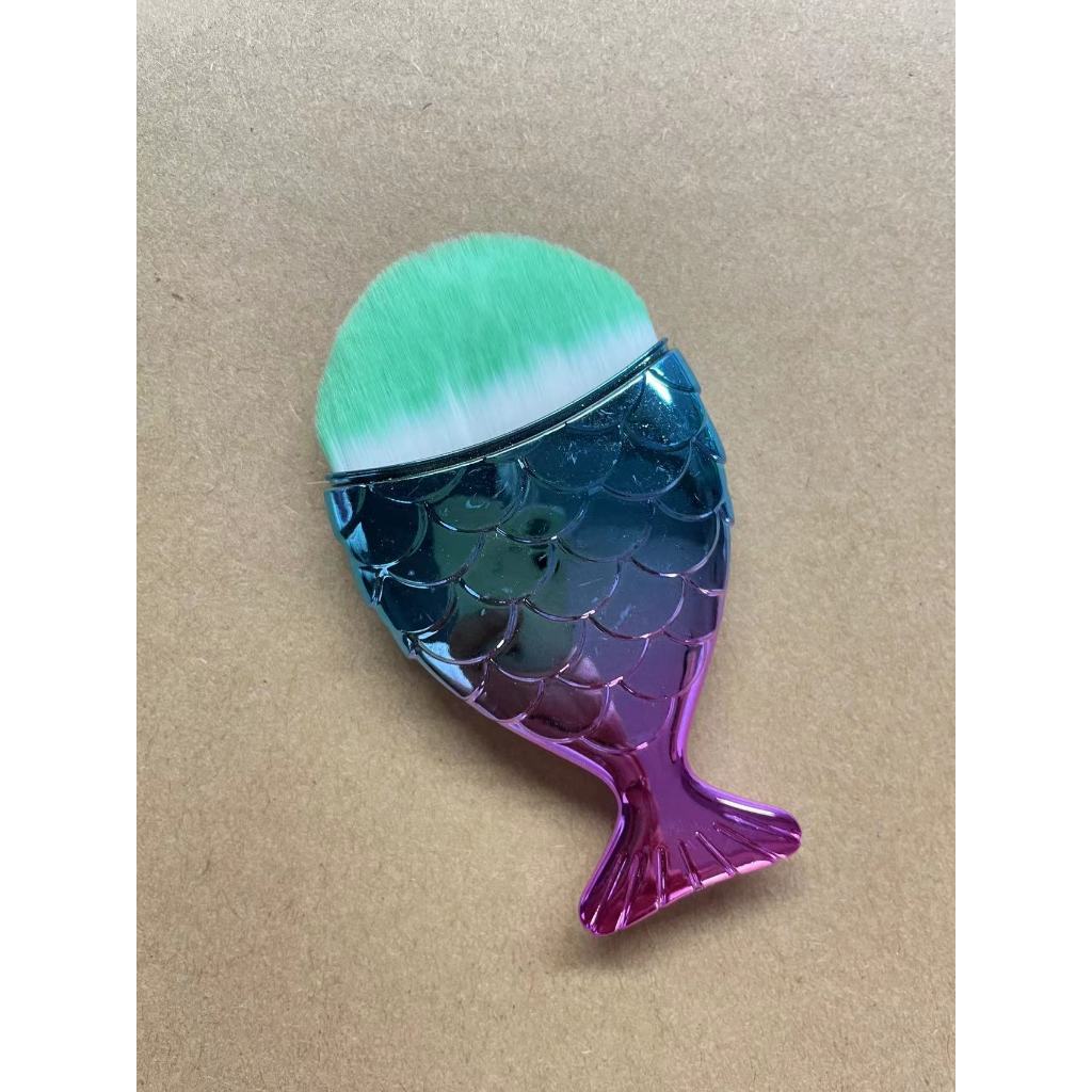 แปรงปัดแก้ม แปรงเล็บ บลัชแปลง แบบนุ่ม รูปหางปลาสีนางเงือก Cheek brush - รูปที่ 5