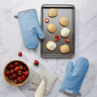 KitchenAid Asteroid Oven Mitt ถุงมือจับของร้อน ถุงมือกันความร้อน ถุงมือทำขนม Oven Mitt Set