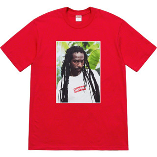 ใหม่พร้อมส่ง ของแท้ เสื้อยืด Supreme Buju Banton Red Tee