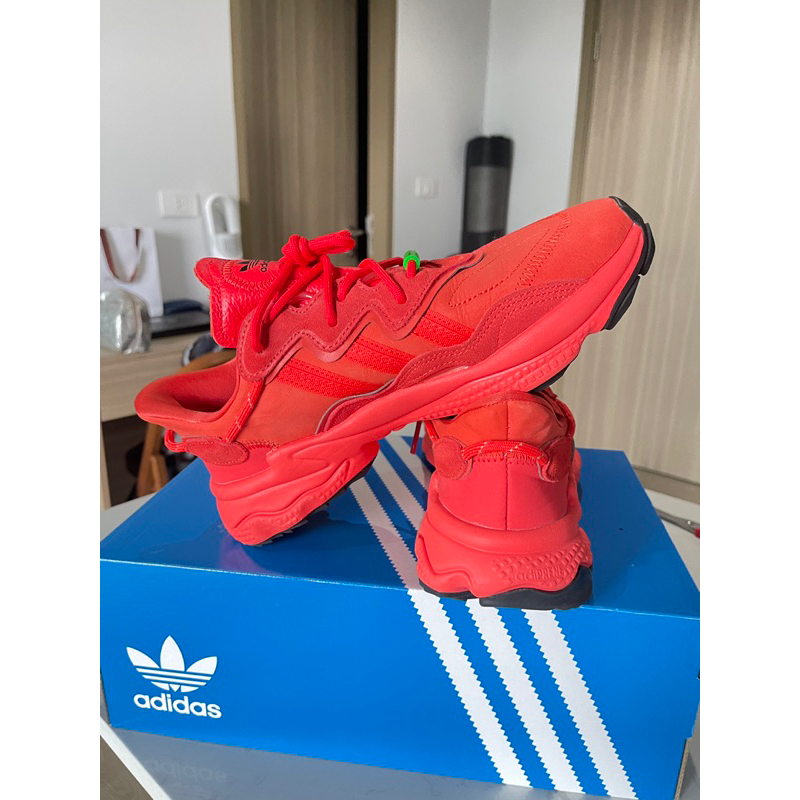 Adidas Ozweego 7.5uk