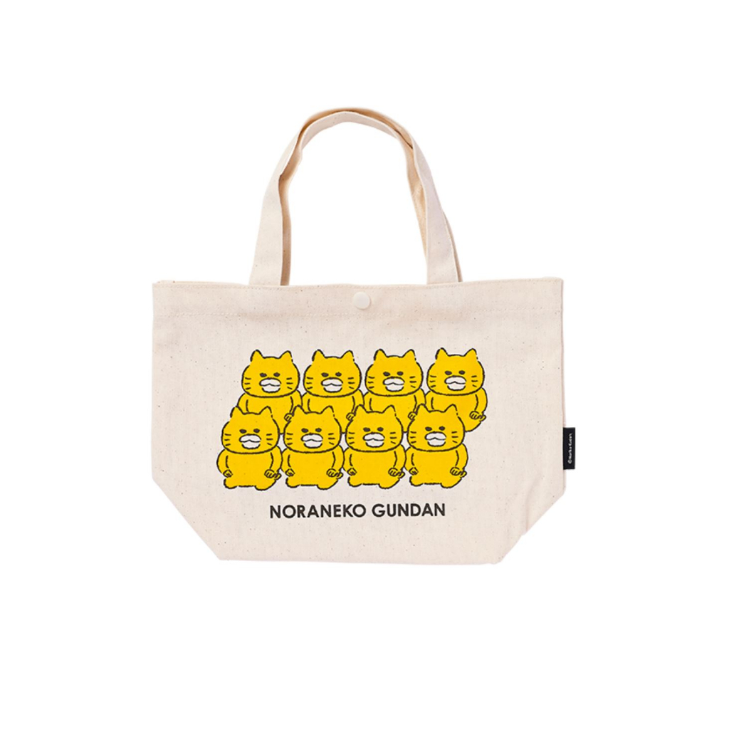 กระเป๋าผ้าลายแก๊งเหมียวจอมป่วนนั่งคุกเข่าสำนึกผิด (Noraneko tote bag - Hansei)