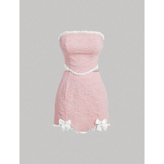 เสื้อเกาะอก + กระโปรง ติดโบร์🎀 ขอบระบายลูกไม้