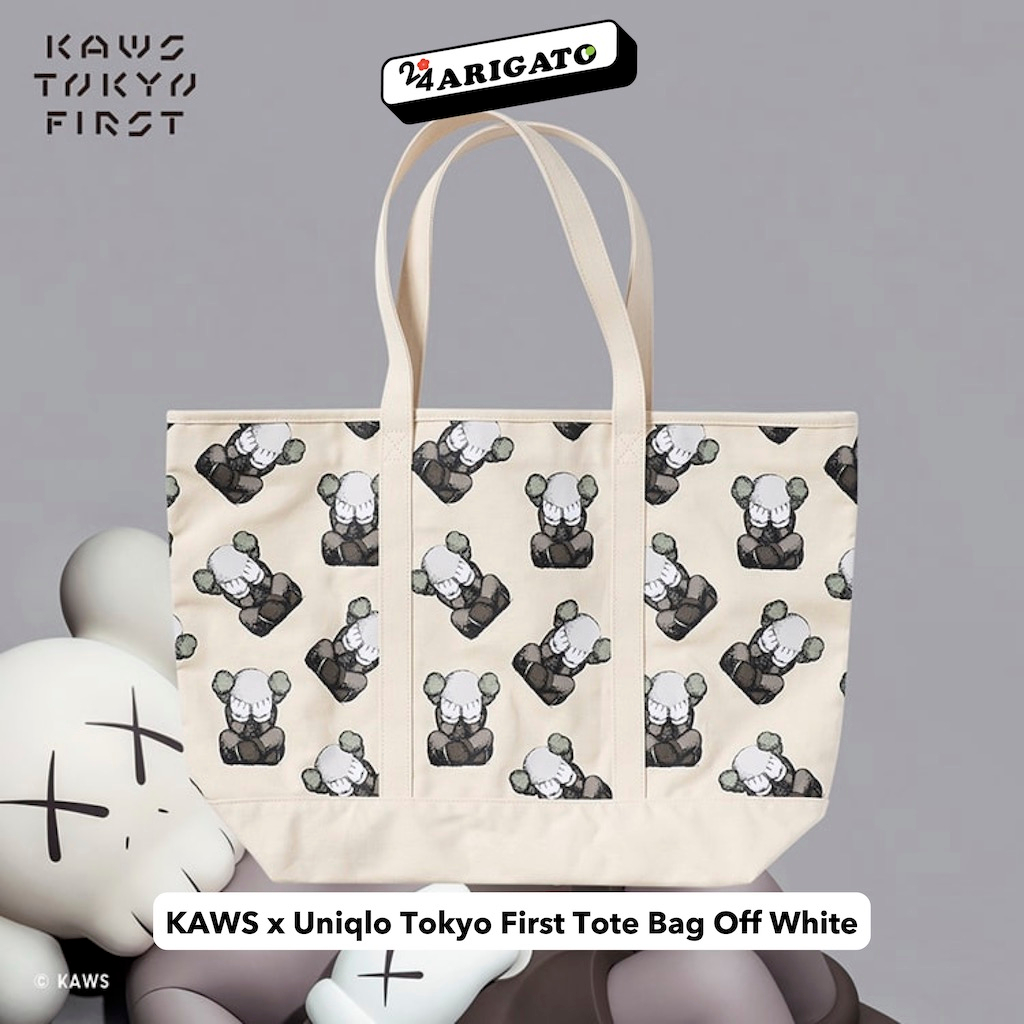 KAWS x Uniqlo Tokyo First Tote Bag Off White กระเป๋า Tote bag ผ้าแคนวาส UNISEX