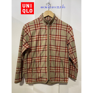 เสื้อกันหนาวยูนิโคล่#UNIQLQ อก 36 นิ้ว ยาว 22.5 นิ้ว สภาพดี ไม่มีตำหนิ