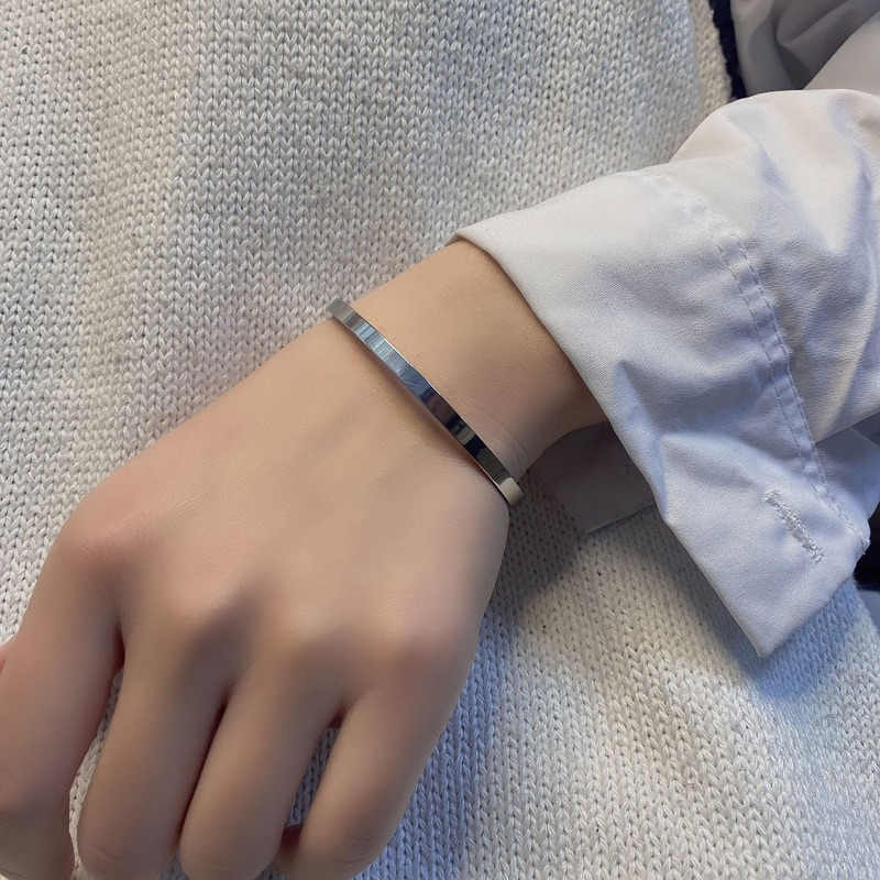 กำไลข้อมือ บางเล็กรายเรียบๆ วงเล็ก ข้อมือเล็ก ใส่ไม่ดำไม่แพ้