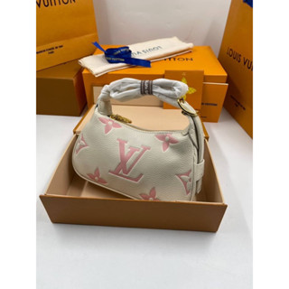 กระเป๋า Lo uis Vuitton งานออริเทียบแท้ งานสวย✨ size  20cm  boxset