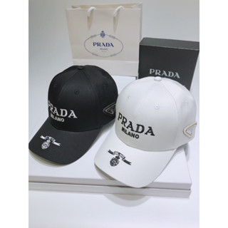 prada หมวกเบสบอล หลากสี ผ้าลูกฟูก ทนทายแข็งแรง ลุคสตีท งานสวยพร้อมกล่อง