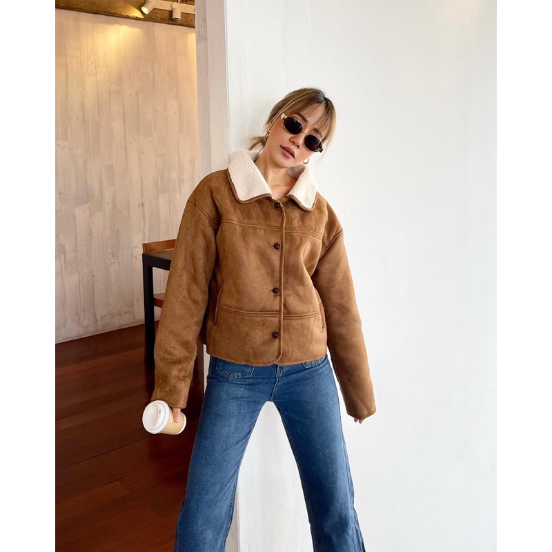 FRAN SUDED JACKET ผ้าหนังกลับ ด้านในเป็นขนแกะ(เทียม)
