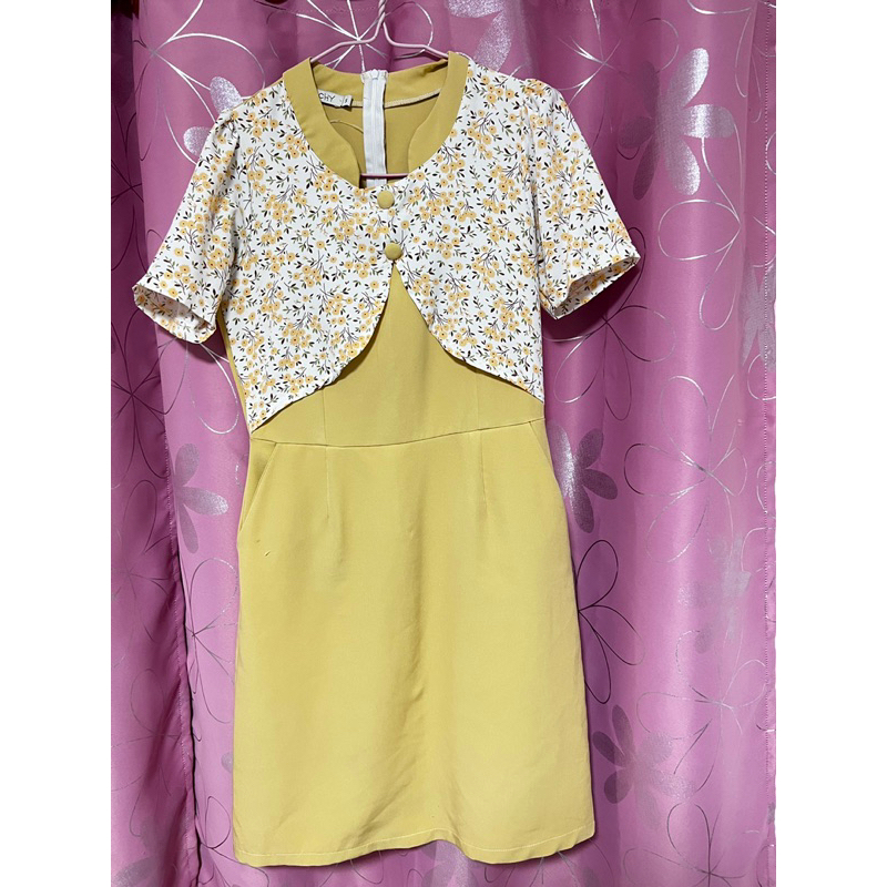 เดรสทำงานNuchyมือสอง