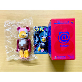 ฟิกเกอร์ bearbrick 100%  Series 8 : Cute (มีการ์ด+กล่องครบ) ของญี่ปุ่นแท้💯 (งาน Medicom toy)