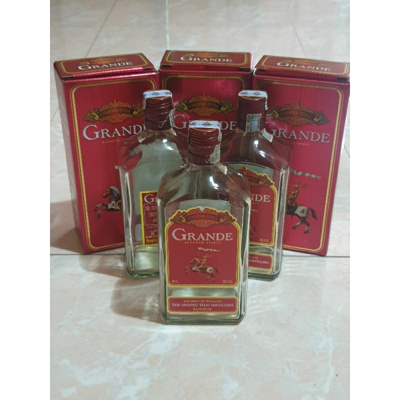 ขวดเหล้า ขวดเหล้าเปล่า ขวดเหล้าตกแต่ง ขวดเหล้าเอาไว้โชว์ ยี่ห้อ GRANDE