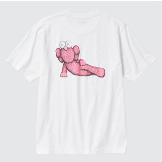 เสื้อยืดแขนสั้น uniqlo x kaws ไซส์ M