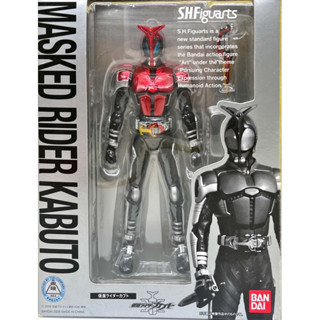 S.H.Figuarts Masked Rider Kabuto หุ่นเหล็ก ของแท้มือ 1 กล่องบุบ พร้อมส่งค่ะ