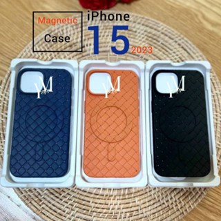 News iPhone 15 Series เคสแม่เหล็กลายสาน งานนิ่ม