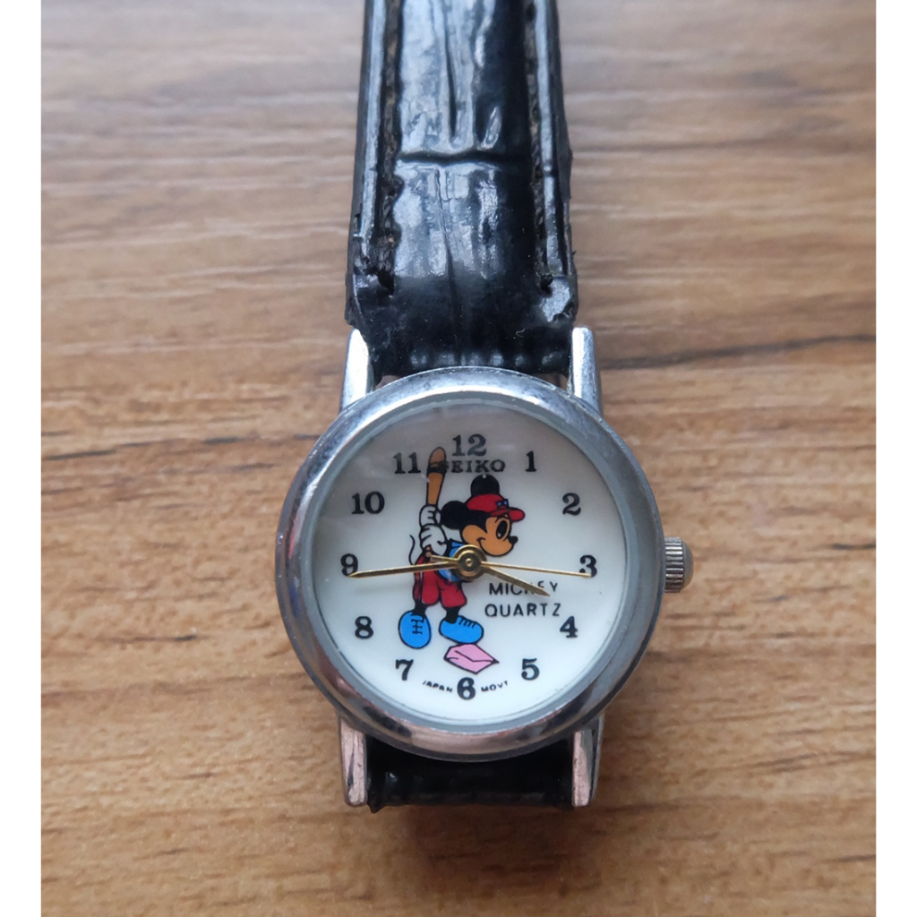 นาฬิกา Vintage Seiko Mickey Quartz Size 24mm สีเงิน มือสอง ของแท้