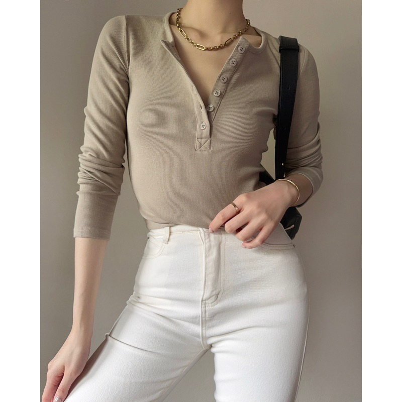Aliotte - Chiveny Top เสื้อคอกลมแขนยาวอกกระดุมครึ่งตัว