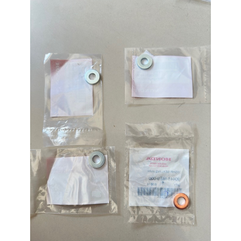แหวนรองน็อตฝาสูบเวฟ125S/R/X/บังลม(4ชิ้น)แท้ศูนย์✅
