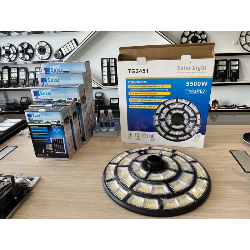 โคมไฟ UFO 5500W โซล่าเซลล์