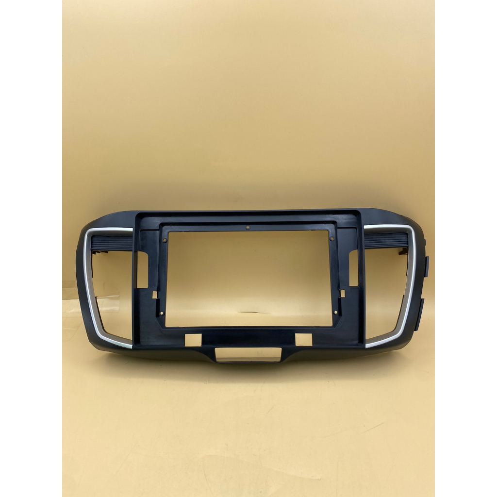 กรอบหน้าวิทยุจอแอนดรอยสำหรับใส่จอใหญ่10.1" ตรงรุ่นรถ Honda Accord G9 ประมาณปี2012-2018