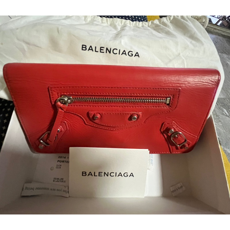 กระเป๋า Balenciaga ของแท้มือสอง