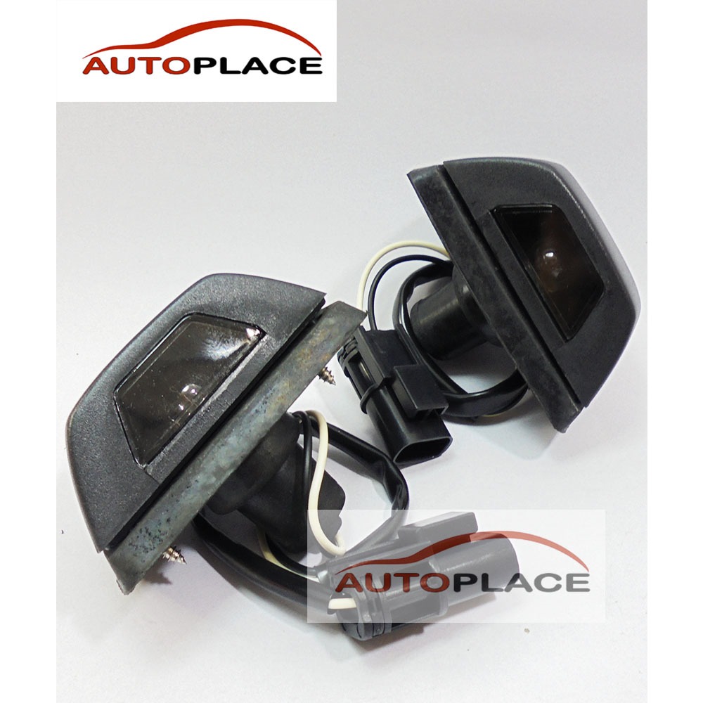 (ราคาต่อชิ้น) ไฟส่องป้าย ไฟส่องป้ายทะเบียน NISSAN FRONTIER D22 นิสสัน ฟรอนเทียร์ ดี22 พร้อมหลอดไฟ