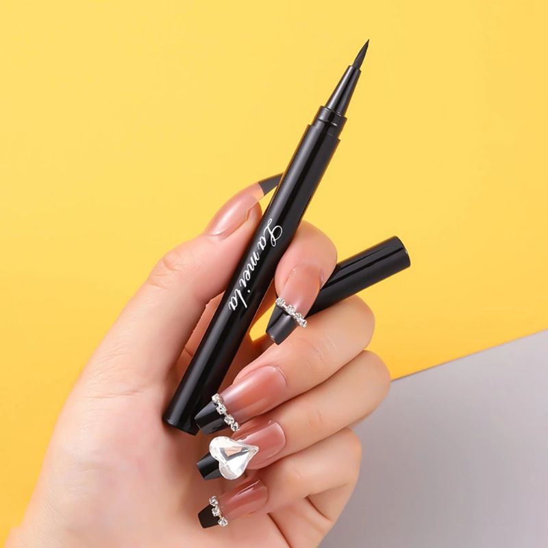 Lameila Eyeliner Pencil อายไลเนอร์สีดำ กันน้ำ กันเหงื่อ