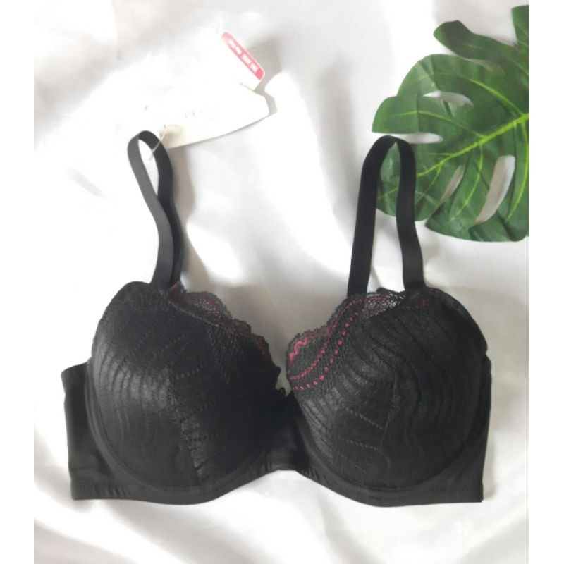 Sabina Perfect Bra มีโครง ฟองบาง