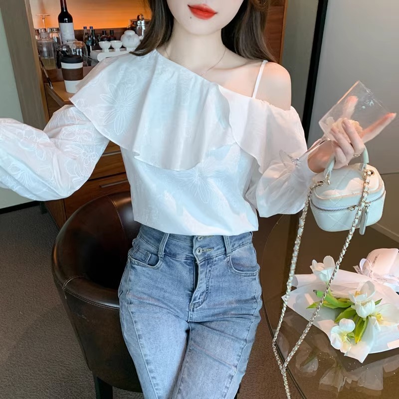 MC017 เสื้อลำลองใส่เที่ยว แขนยาวพองๆน่ารัก แต่งพริ้วๆสีขาว free size พร้อมส่งสไตล์เกาหลีแฟชั่น - รูปที่ 5