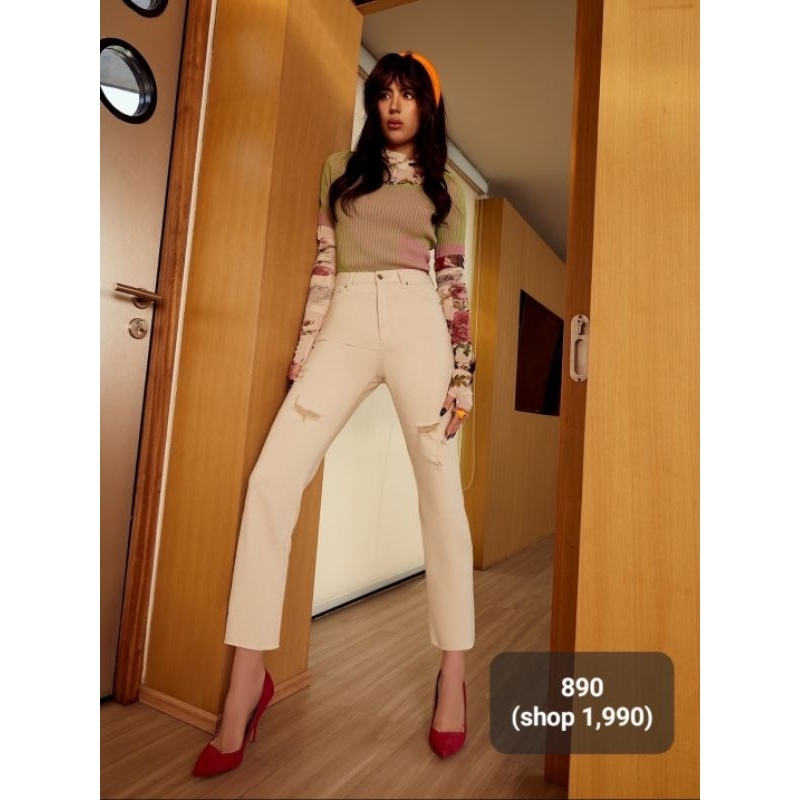 กางเกงยีนส์ขาขาด Wara Official สี oat milk ไซส์ m