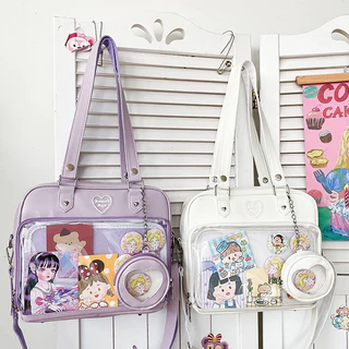 [พร้อมส่ง] 💟 Ita Bag กระเป๋าสะพาย หนัง PU พร้อมใบเล็กรูปหัวใจ ใส่ตุ๊กตา เข็มกลัด กันน้ำ กันฝุ่น