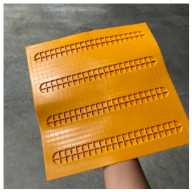 แผ่นยางพาราสำหรับผู้พิการทางการเห็น แผ่นทางเดินคนพิการ PVC ลายจุด ผิวหยาบ ยืดหยุ่น สีเหลือง ใช้ติดเพื่อเตือนคนตาบอด
