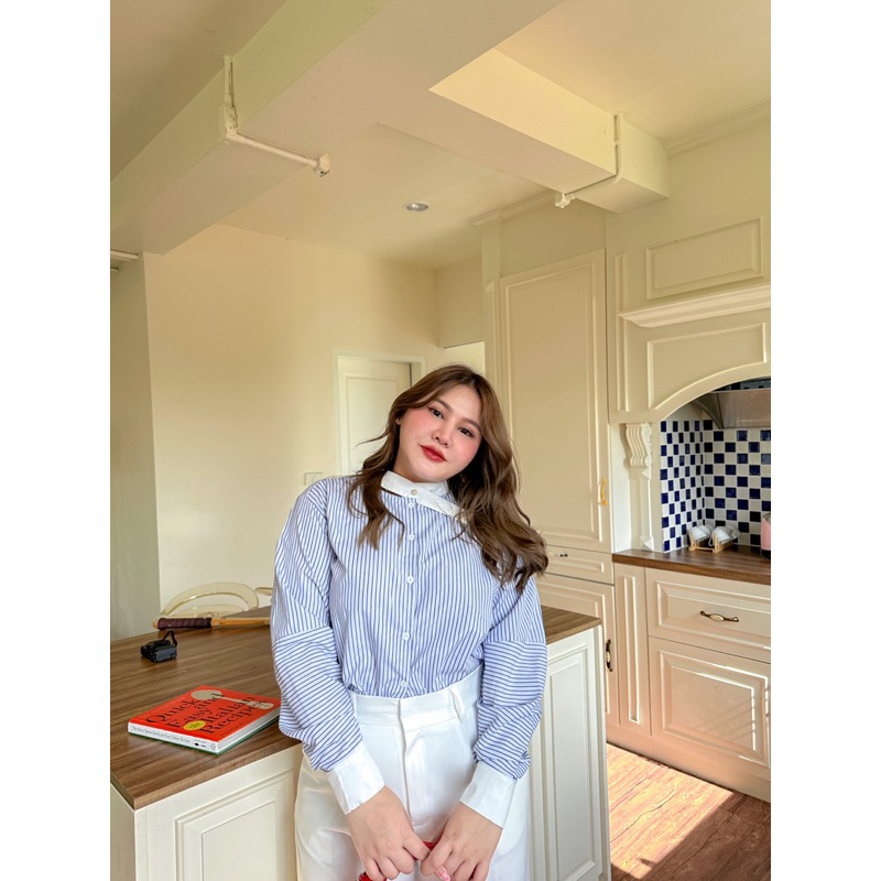 Sailor shirt เสื้อเชิ้ตลายทางปกไขว้ - MerryChubbyHouse