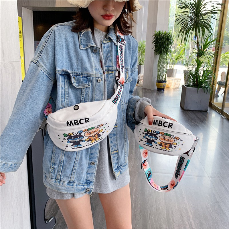 พร้อมส่ง กระเป๋าคาดอกแฟชั่นลายอันปังแมน BB00400