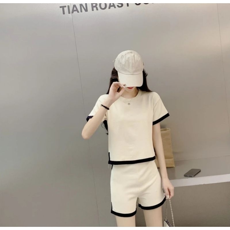 Airport lookชุดเซ็ท(เสื้อ+กางเกง) น่ารักมากก(โอนตรง100ส่งฟรี)