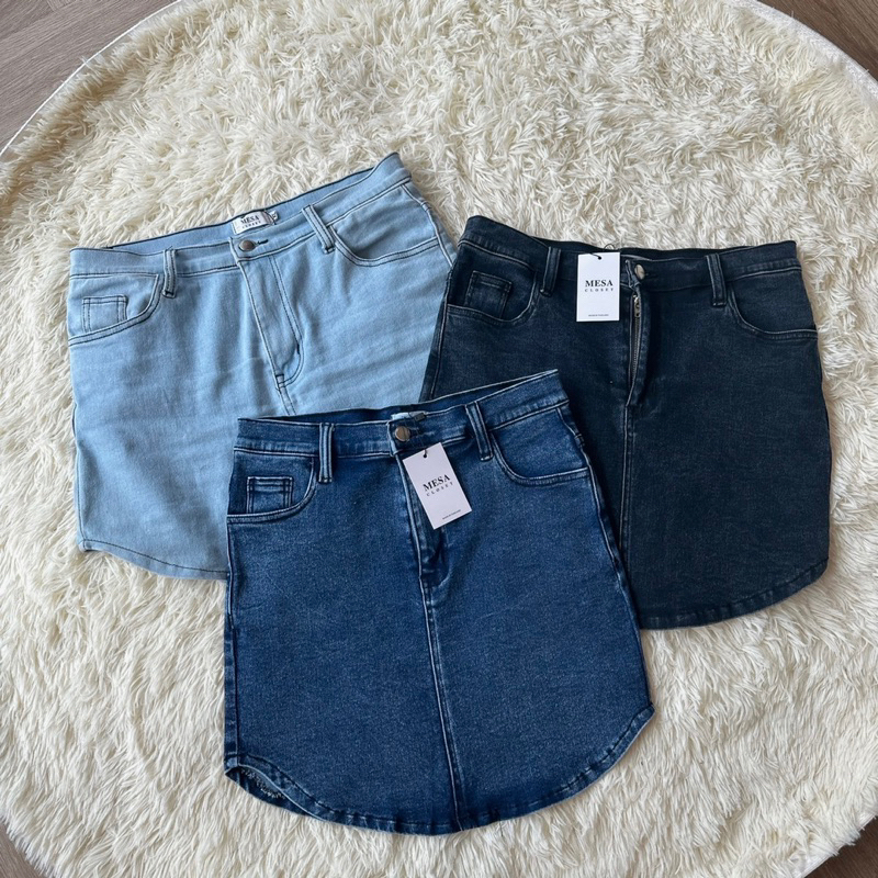 กระโปรงยีนส์พรางหุ่น รุ่น WAWA (เอวสะดือ) - Mesave